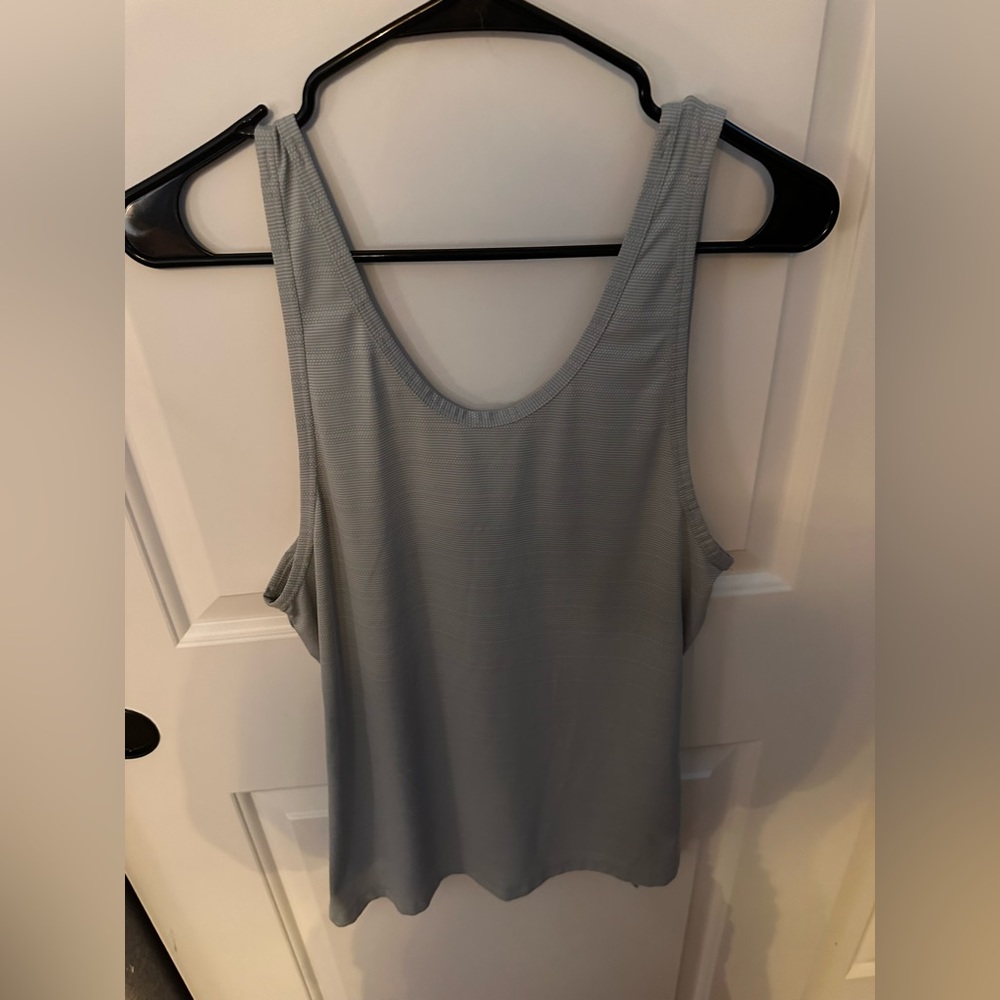 Athleta Low Cut Athletic Tank with Low Back and Side Slit in Grey Size S